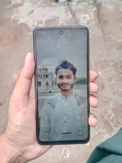 Infinix smart 8 plus 6000mah 4+4gb 64gb