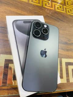 Iphone 15 pro (factory unlocked)