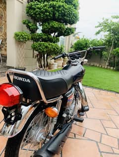 Honda CG 125 black 2025