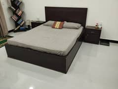 Queen size Bed with 2 side tables and 1 dressing table