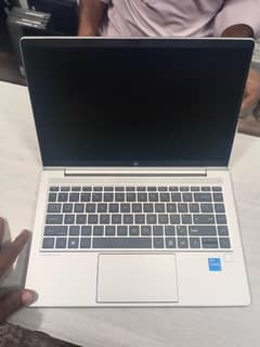 HP probook 640g8
