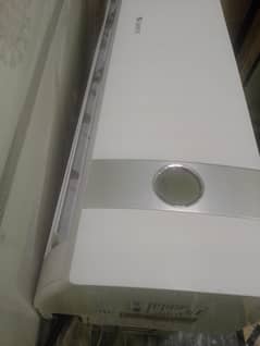 2 ac gree 1.5 ton 410 non inverter excellent condition and woring