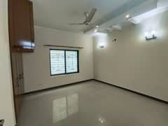 12 Marla House For Rent Tile Flooring