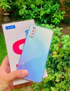 vivo s1 pta provide 4/128 with box and charger