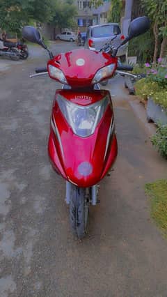United petrol  Scooty  100cc   model 2019