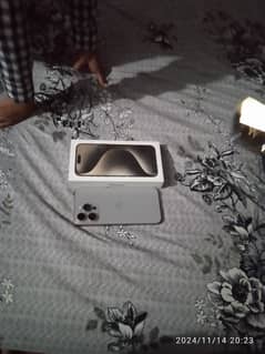 Jv iPhone. 15 pro max natural. 190000