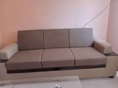 5 seater sofa in very good condition