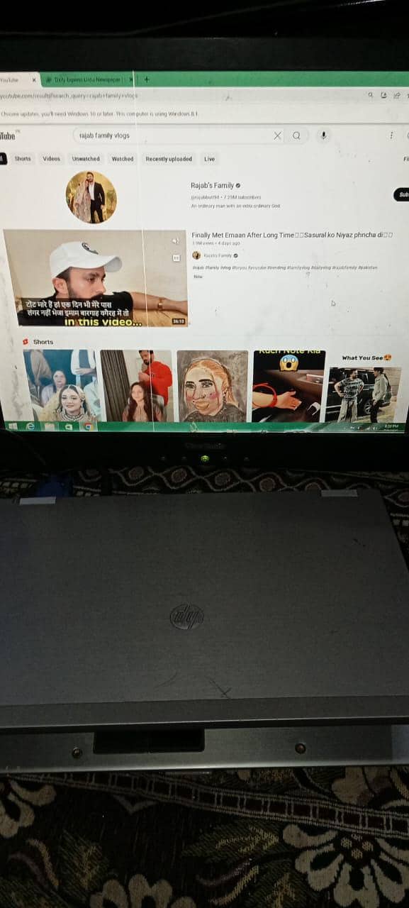 lap top with seprate lcd 1