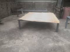 8 feet x 5 feet Lawn / hoteling bench