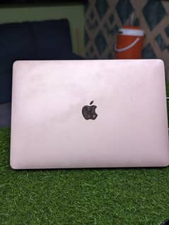MacBook