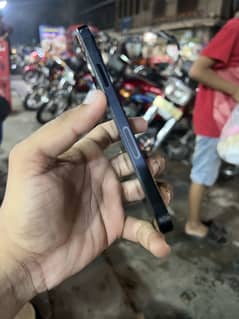 IPHONE 12 box