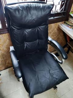 Comfortable Office Chair – Used – Good Condition