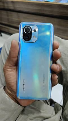 i am selling mi 11 lite led blank for sale board ok. 03049999653