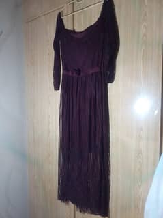 urgent sale  Arabic macy net  , with belt and side zip . .  medium size