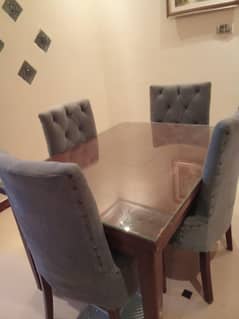 dinning table