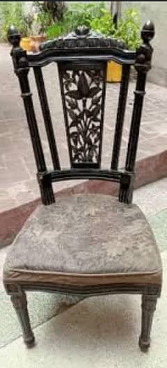 Daining table 0