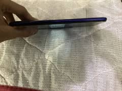 Tacno comon 12 air 4 64 koi bi fult ni ik dum fit ha bhot Acha mua