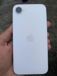 IPhone 16e