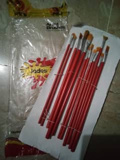 artist painting brushes available