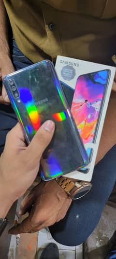 Samsung A70 good condition 6GB 128GB seald complete saman