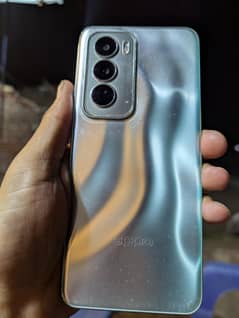 Oppo Reno 12