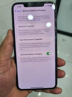 IPhone 11 pro max 256/go pta approved