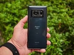 Sharp Aqous R6 12gb 128gb