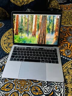 Mac book Pro 2019 touch bar ( URGENT SALE)