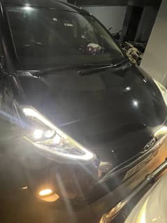 Toyota Sienta 2018