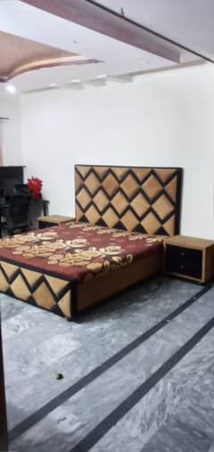 Bedset with 2 side tables and dressing