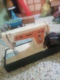 sewing machine singar