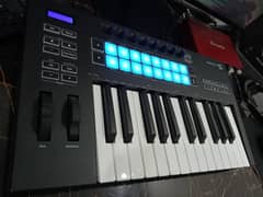 Launchkey 25 MK3 MiDi keyboard