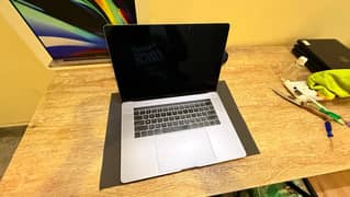 MacBook Pro 16-inch, 2019 Core i7 16 512