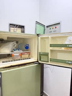 National Refrigerator No frost Fridge