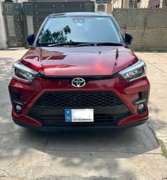 Raize z premium 2021 model