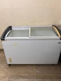 Ice cream Display Chiller
