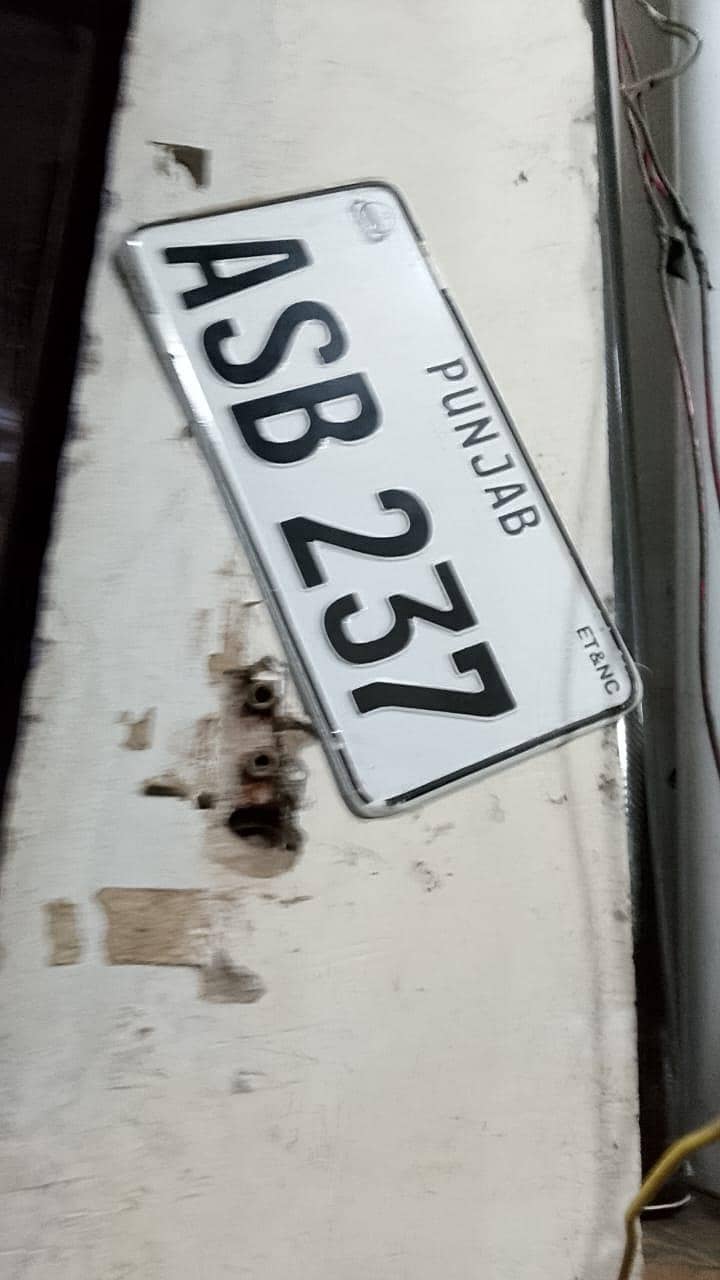 tint and number plates 3