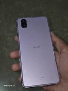 Aqous R3  6/128gb