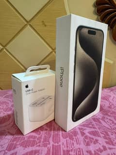 iPhone 15 Pro + Original Apple Charger