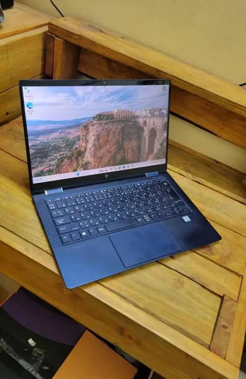 HP Elite Dragonfly X360 - Core i5 8th Generation 4K Touch Display 0