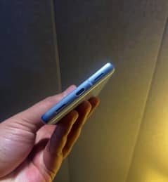 charger and cover free bettery health 100%