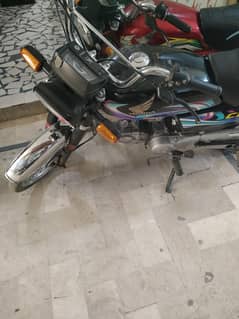 CD70, 24 Model  For Sale
