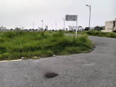 One Kanal Ideal Location Plot For Sale