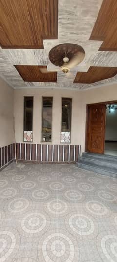 Canal road canal garden 6 Marla duble story house for rent