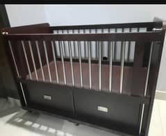 baby cot