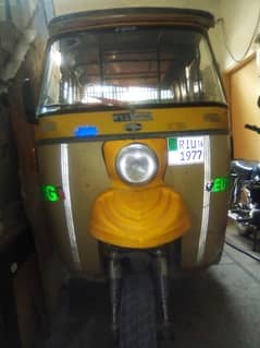 Tezraftaar rickshaw for sale