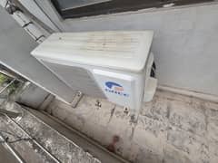 GREE BRAND SPRLIT AC 1.5 TONS FORSALE