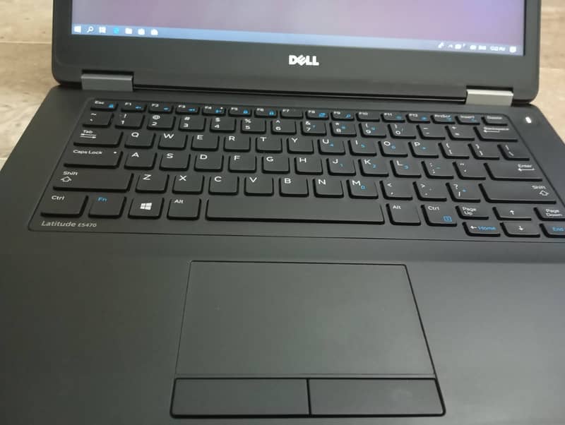 Dell Latitude e5470 i5 (6th Generation)08gb ddr4,256gb SSD 9