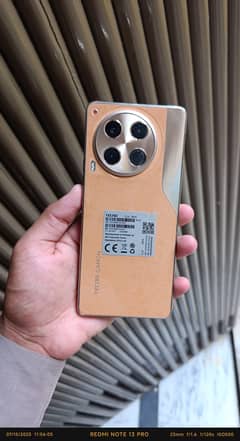 Tecno Camon 30 . . . (8+8/256) . . . Complete Box Under Warranty