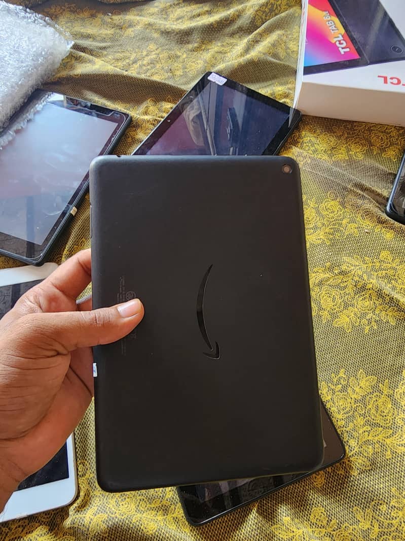 Tabs/tablet/Amazon 1